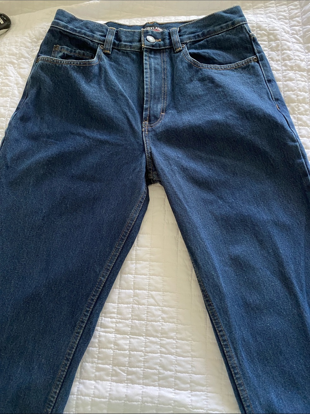 Kirkland Signature Men's Indigo Blue Relaxed Straight Jeans